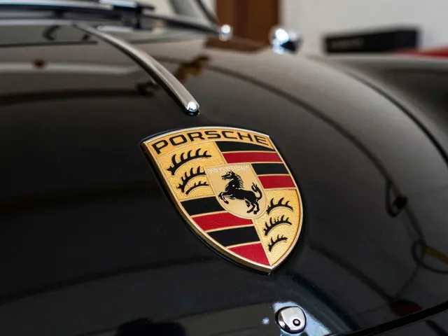 ¿Qué animal representa Porsche? El símbolo detrás de la marca y su significado real