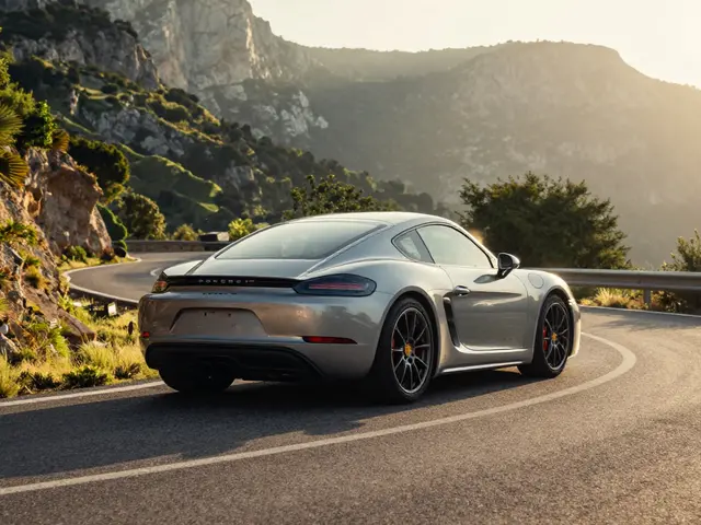 ¿Es el 718 un Porsche para pobres?